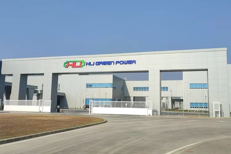 کارخانه باتری سازی اندونزی